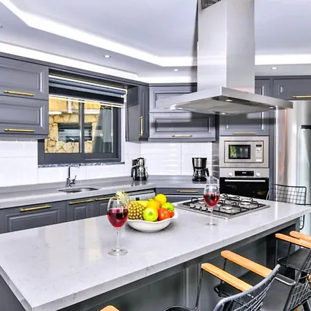 빌라 5 Bedroom 7353
